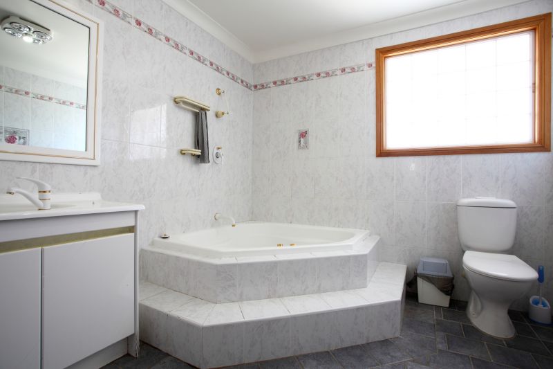 Cost of Bathtub Installation in Norristown, PA